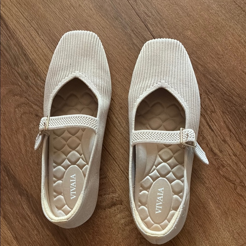 VIVAIA Cream Mary Jane Flats with Quilted Comfort Insole